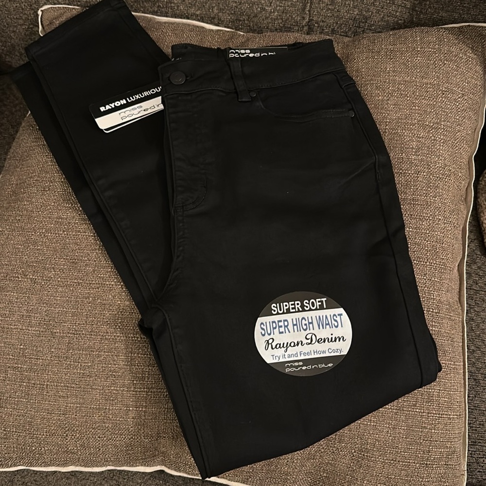 Miss poured in blue super high waist skinny jean size 10 (waist 29)- black